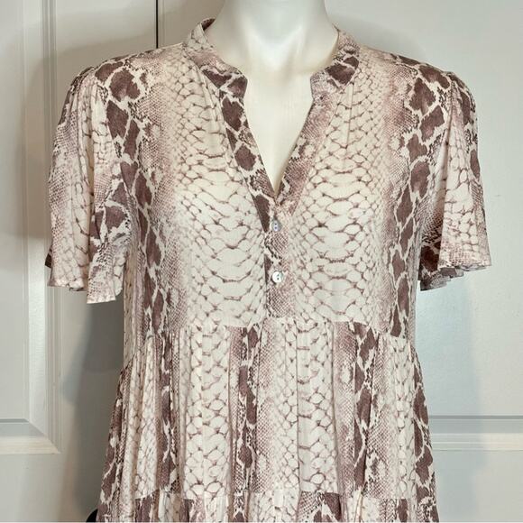 Liza Byrd White Tan Snake Print Short Flutter Sleeve Tiered Short Dress S - Picture 2 of 9